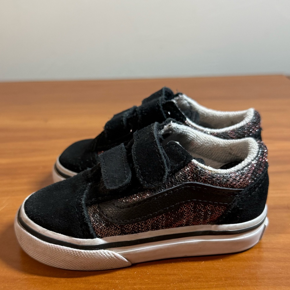 Vans Toddler Baby Old Skool Black Red Black Metallic Detail Hook‎ & Loop Closure